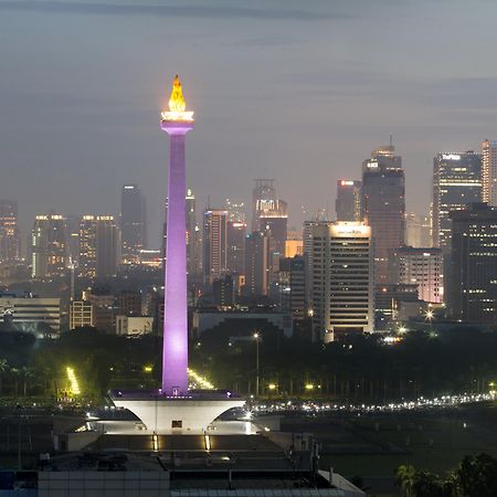 Moevenpick Hotel Jakarta City Centre Экстерьер фото
