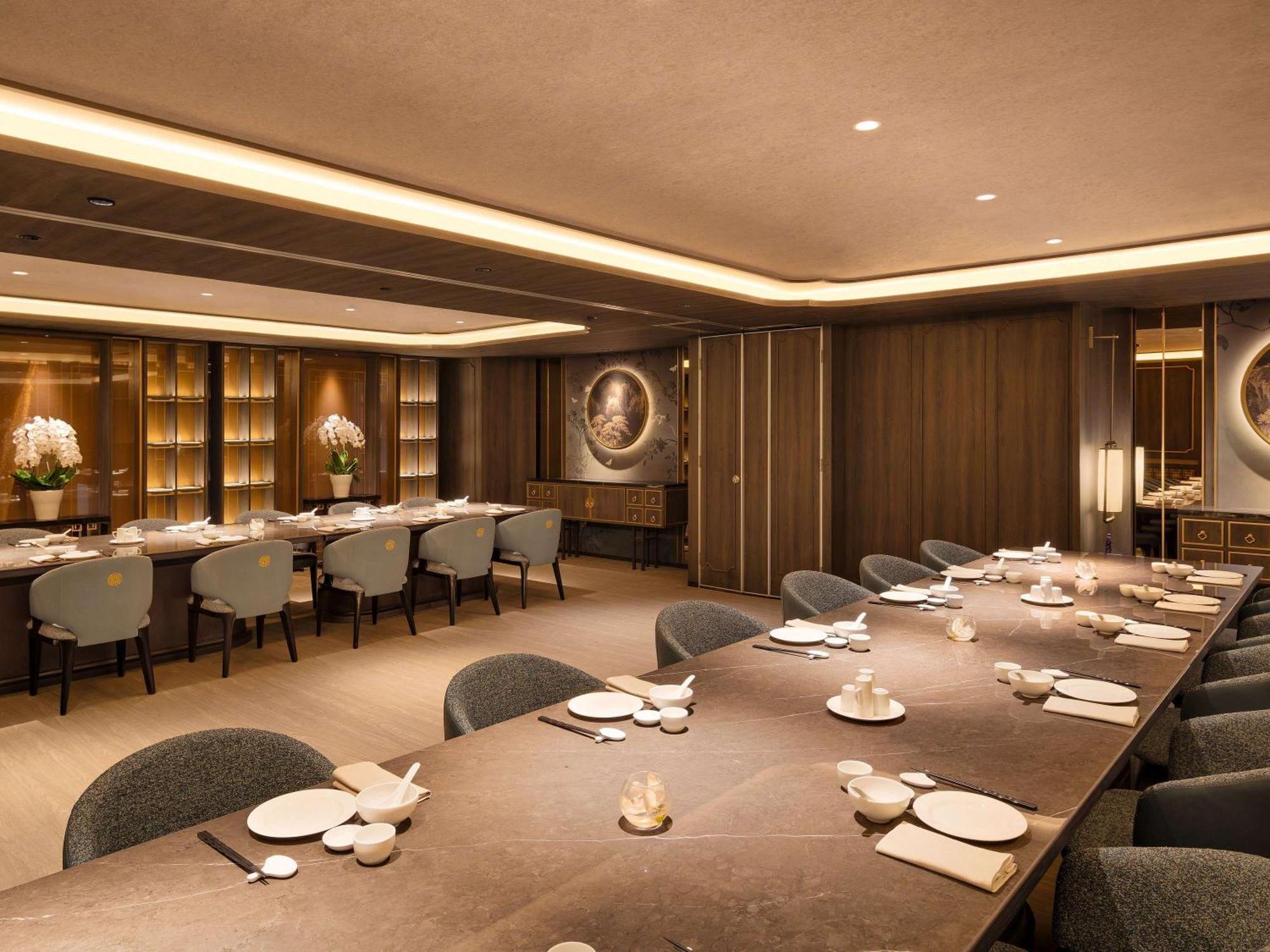 Moevenpick Hotel Jakarta City Centre Экстерьер фото