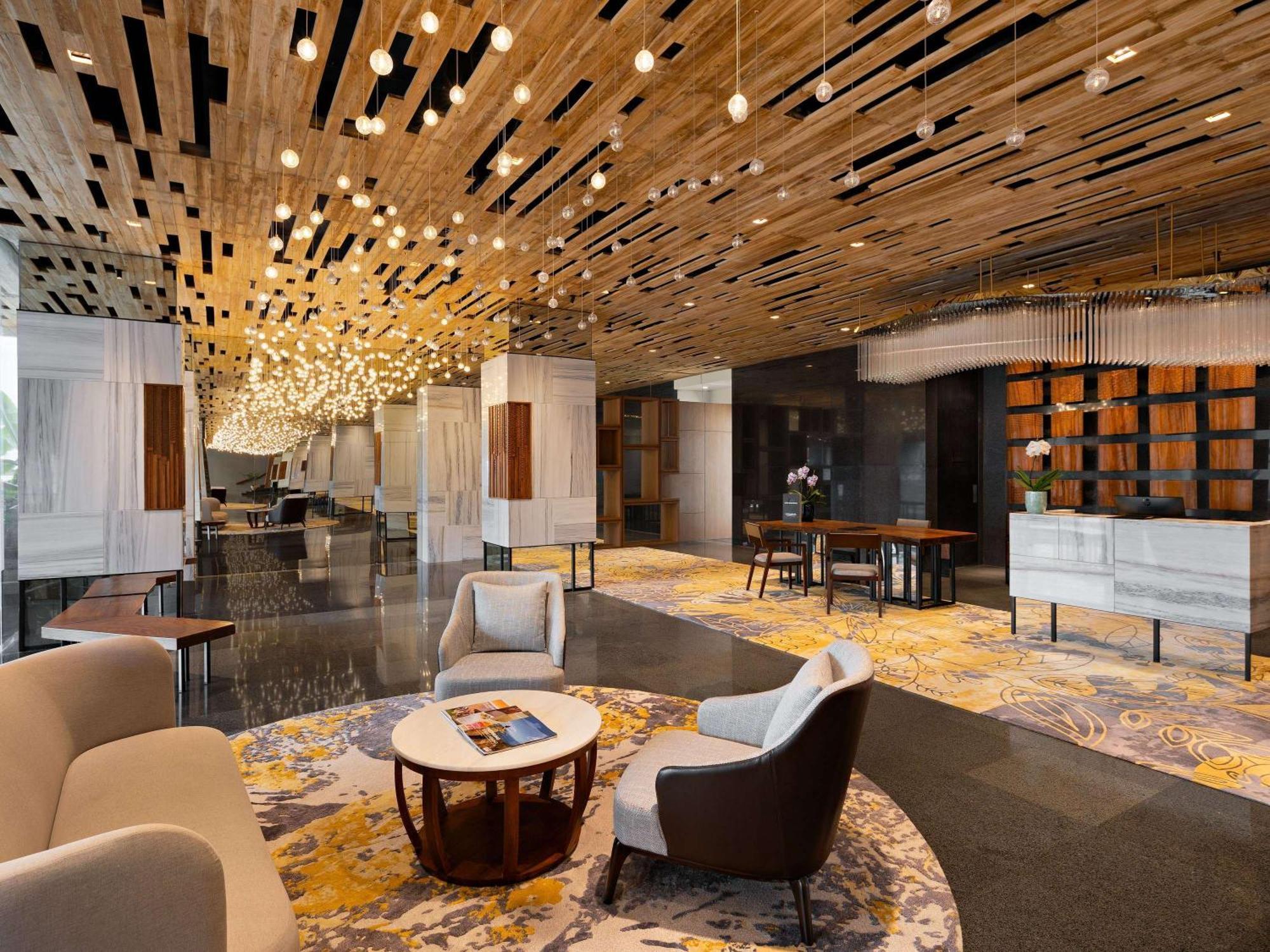 Moevenpick Hotel Jakarta City Centre Экстерьер фото