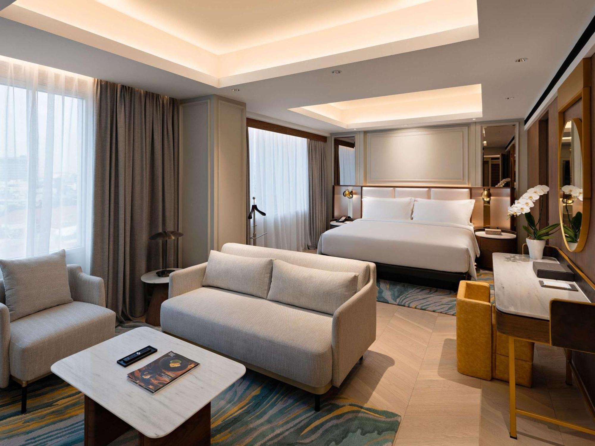 Moevenpick Hotel Jakarta City Centre Экстерьер фото