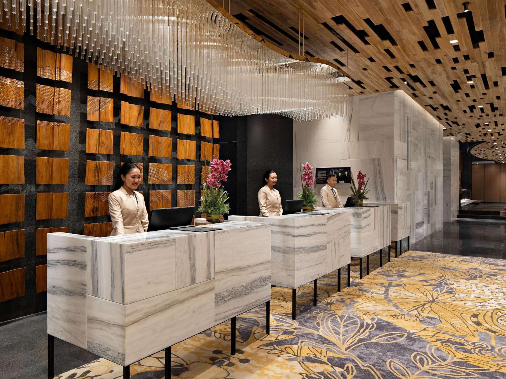 Moevenpick Hotel Jakarta City Centre Экстерьер фото